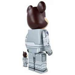 400% + 100% Bearbrick 007 Moonraker (James Bond)