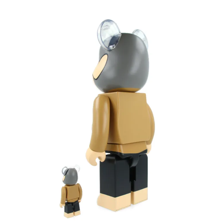 400% + 100% Bearbrick Bum San